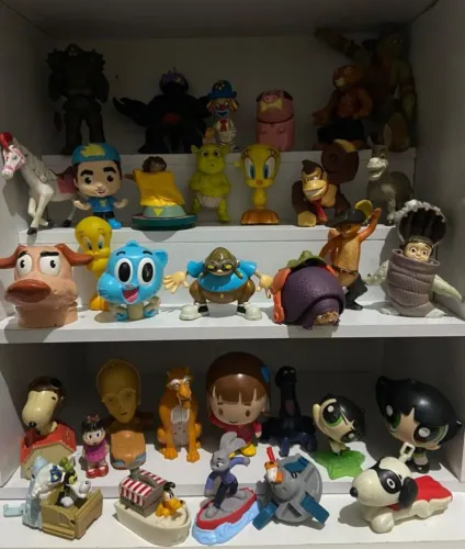 Coleção de brinquedos colecionáveis