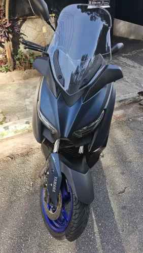 YAMAHA XMAX 2023
