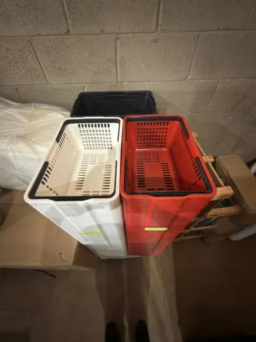 CESTO EMPILHAVEL DE COMPRAS COM ALÇA 20L