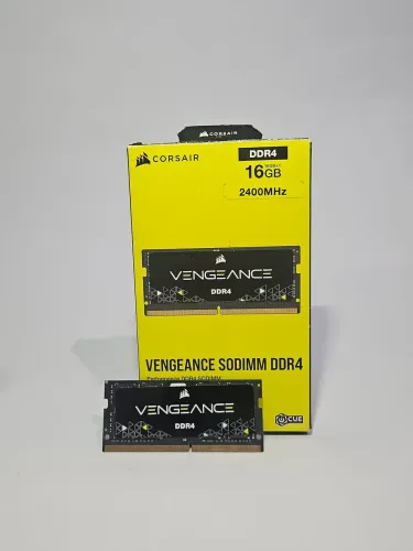 CORSAIR Vengeance SODIMM DDR4 RAM 16GB (1x16GB) 2400MHz