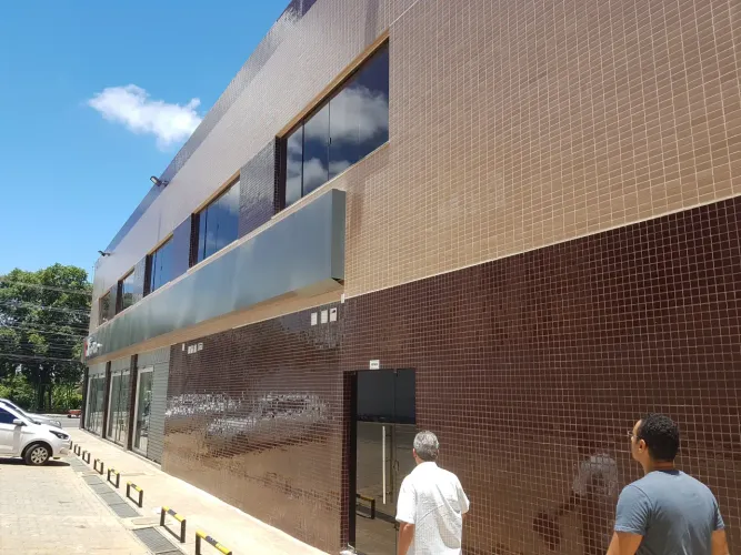 SALA 980 M2 NO CENTRO ADMINISTRATIVO DA BAHIA, NA AVENIDA ULISSES GUIMARÃES, DEFRONTE AO D