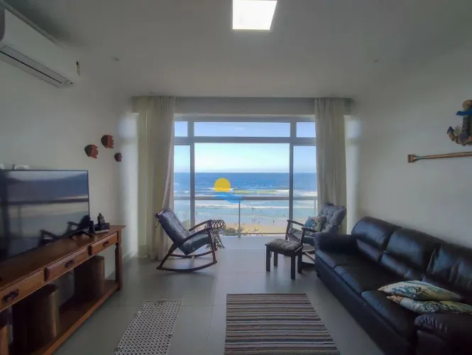 Apartamento frente mar com sacada Pitangueiras Guarujá