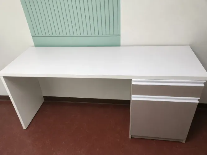 Vendo mesa de computador
