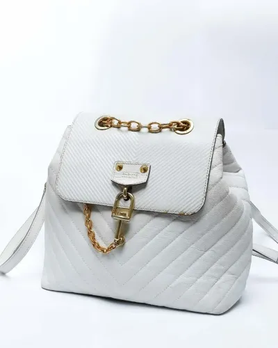 Mochila/Bolsa Schutz Chevron Branca - Couro e Ouro