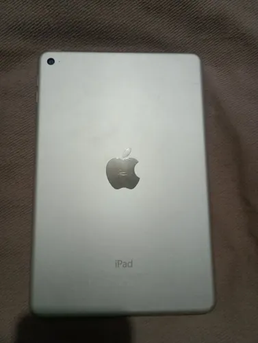 iPad mini 4