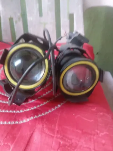 Vendo farol de milha funcionando perfeitamente