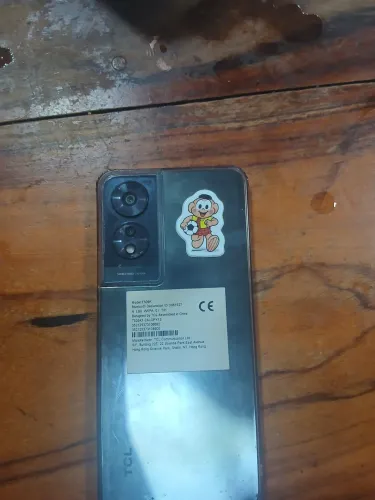 Celular com apenas 2 mes de uso sem nem um defeito nunca foi trocado de frontal 