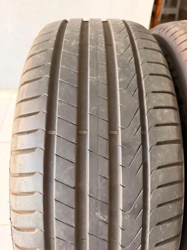Par de pneu 225/55/18 Pirelli scorpion semi novo