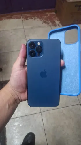 Vende-se IPhone 12 Pro Max 256 Gigas Sem Marcas de uso Celular Todo original 