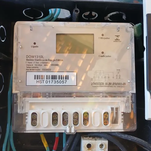 Medidor eletrônico de energia