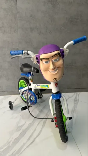 Bicicleta infantil Buzz Lightyear aro 12