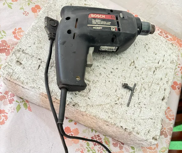 Máquina de furar - Bosch Hobby
