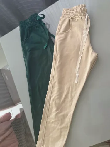 Calça moletons . Vendo as duas por 80,00 reais