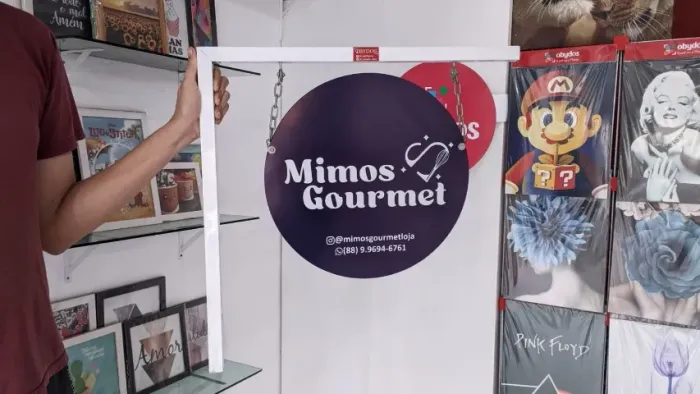 Placa frente e verso para confeitaria