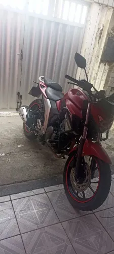 YAMAHA FAZER 250 (FZ25) 2019 - VERMELHO FOSCO (Exclusiva!) 17.700 NAO FINANCIO