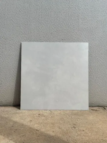 Porcelanato Delta Madrid Plata 84x84 Acetinado - 12caixas = 33,60 m2