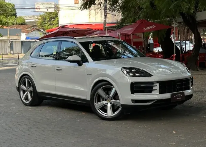 Porsche Cayenne E-hybrid 3.0 V6 462cv 2024
