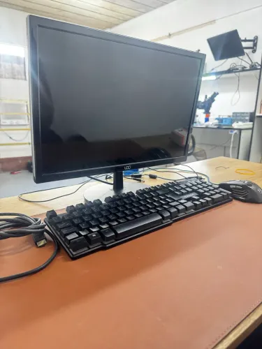 Monitor e acessórios