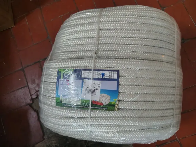 Corda poliéster traçada 16mm 20 kg 100 metros