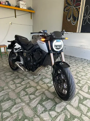 Honda cb 650r 2020