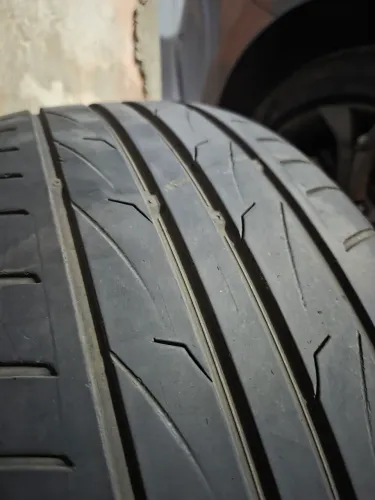 Pneu 215 50 17 Nexen Nfera