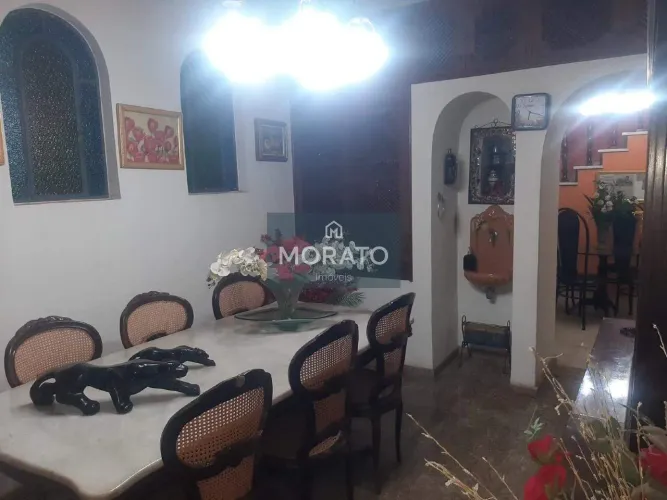 Casa 3 Quartos, Suíte, piscina, 6 Vagas de Garagem no bairro São José