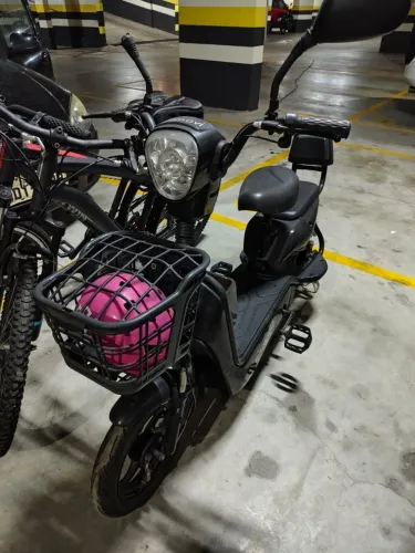Ótima moto elétrica
