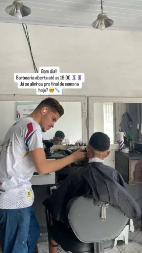Emprego folguista e barbearia c/s experiência 