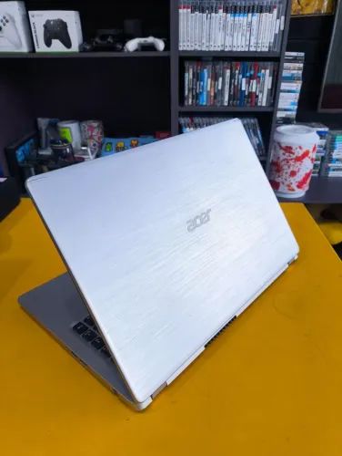 Notebook Acer Aspire A515-52 USADO