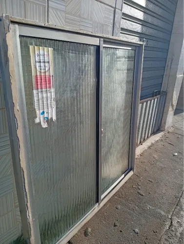 Janela 1,00 x 1,00 seminova