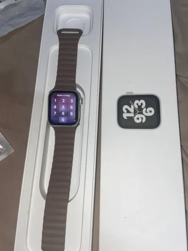 Apple watch SE em excelente estado + acessórios