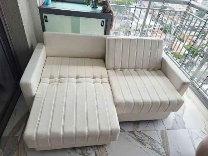 Sofá 2 Lugares Retrátil e Reclinável Bouclé Off-White / Branco - 1,80m