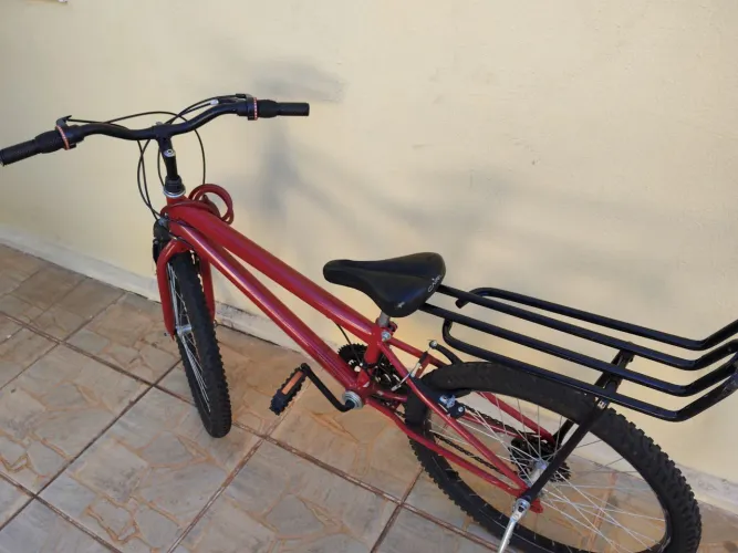 Bicicleta aro 24 com Câmbio de 21marchas