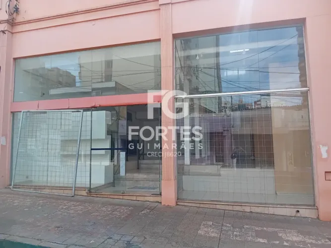 Loja Comercial, Vitrine, Vão Livre, Mezanino, 200 m², Centro