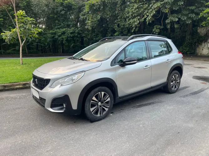 Peugeot 2008 Griffe 1.6 Flex 16V 5P Aut. 2020