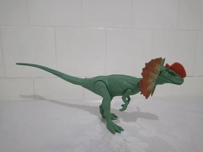 Dinossauro Dilophosaurus Jurassic world Mattel
