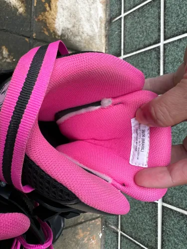 Patins Inline Traxart Dynamix 35/36 Preto e Rosa. 