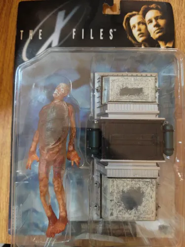 Figure action Arquivo X Alien 