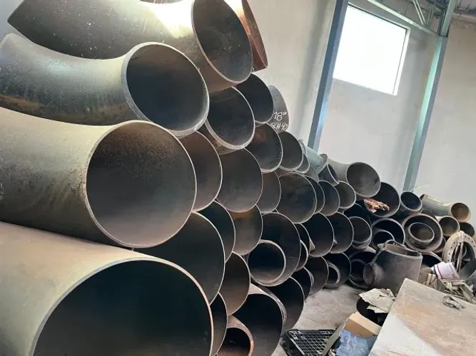 CURVAS AÇO CARBONO 45° E 90° - DIVERSOS DIÂMETROS E SCH | R$ 14,50