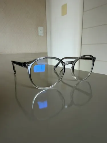 Óculos com lentes contra luz azul SEM grau
