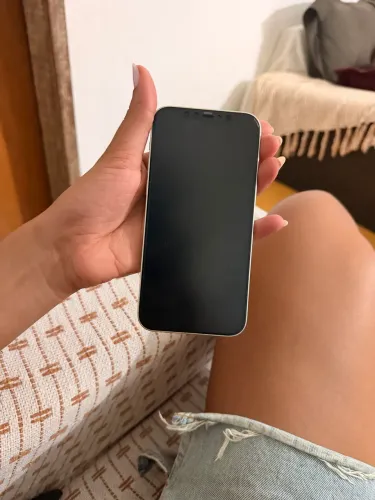 VENDO IPHONE 12