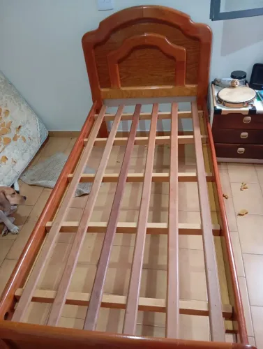 Cama solteiro madeira