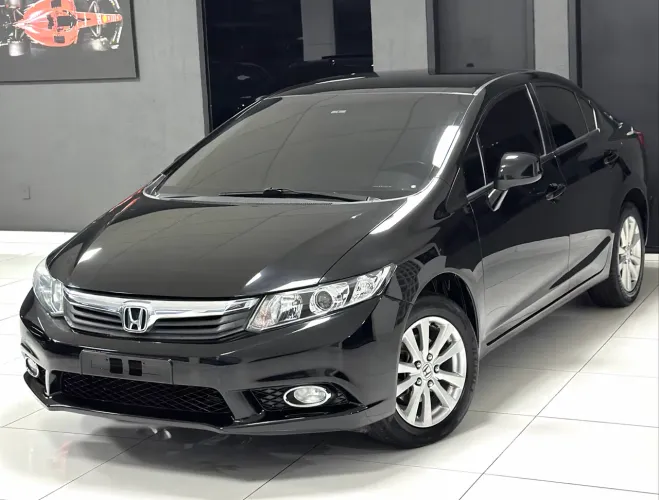 Honda Civic Sedan LXS 1.8/1.8 Flex 16V Aut. 4P 2015