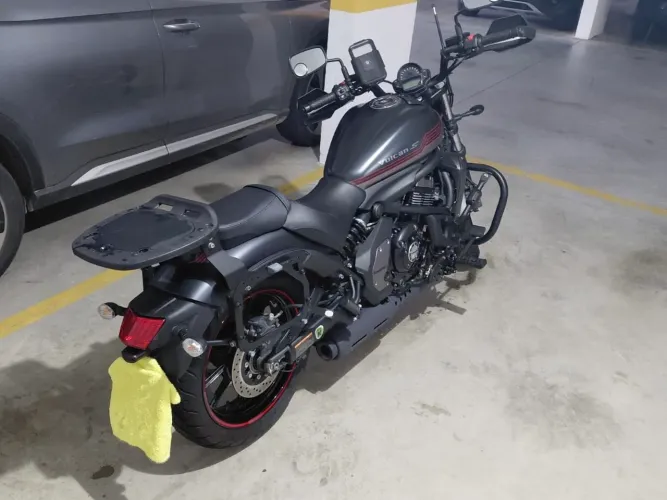 Kawasaki Vulcan  2025 com 9.580 km 