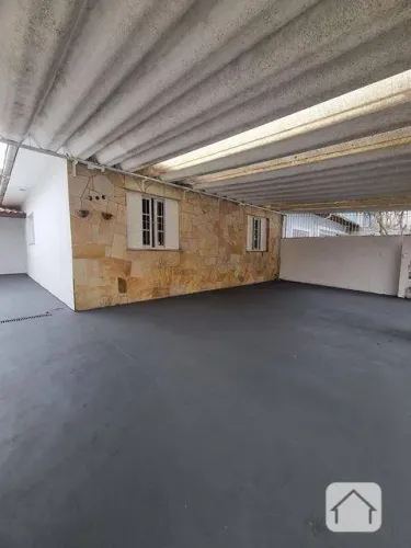 Terreno com uma casa térrea de 135m² com mais duas kitnets para venda no Butantã, bem pert