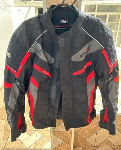 Jaqueta motoqueiro com proteção made in Paquistão
