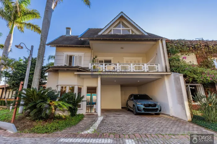 Casa com 4 quartos a venda em Condomínio Fechado com 260m² - Condomínio Iguaçu, Porto Aleg