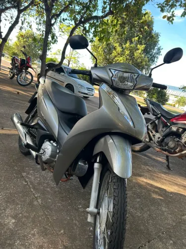 Vendo Honda biz 110i 2024 