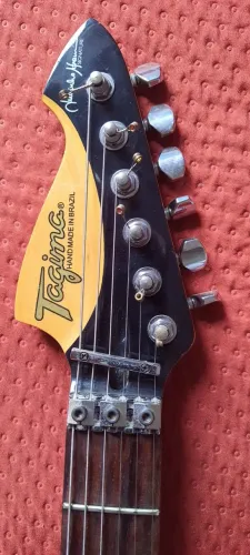 Guitarra Tagima Arrow 2 (Signature Juninho Afram)