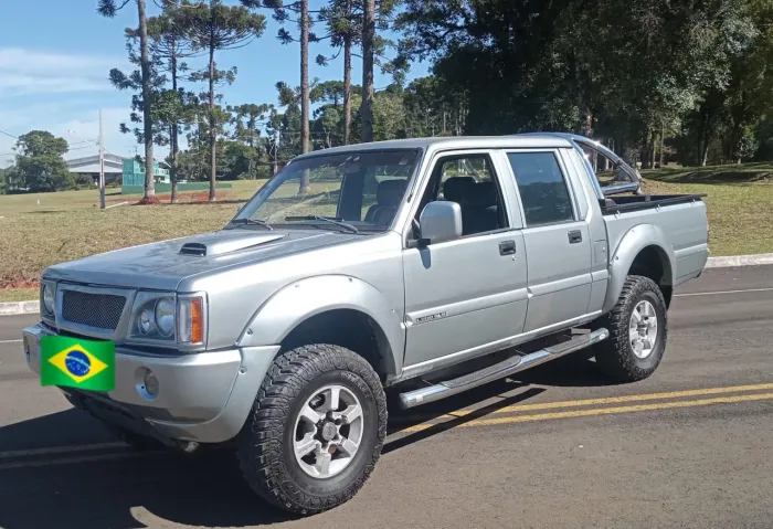 Mitsubishi L200 GLS 2.5 4X4 CD Diesel 2003